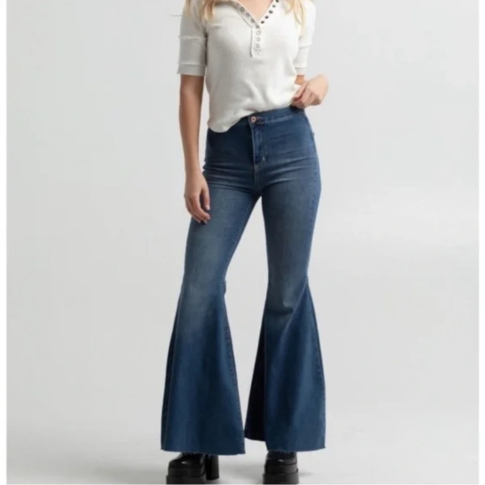 Free People Just Float On Dark Wash Flare Jeans Size 26 NWT